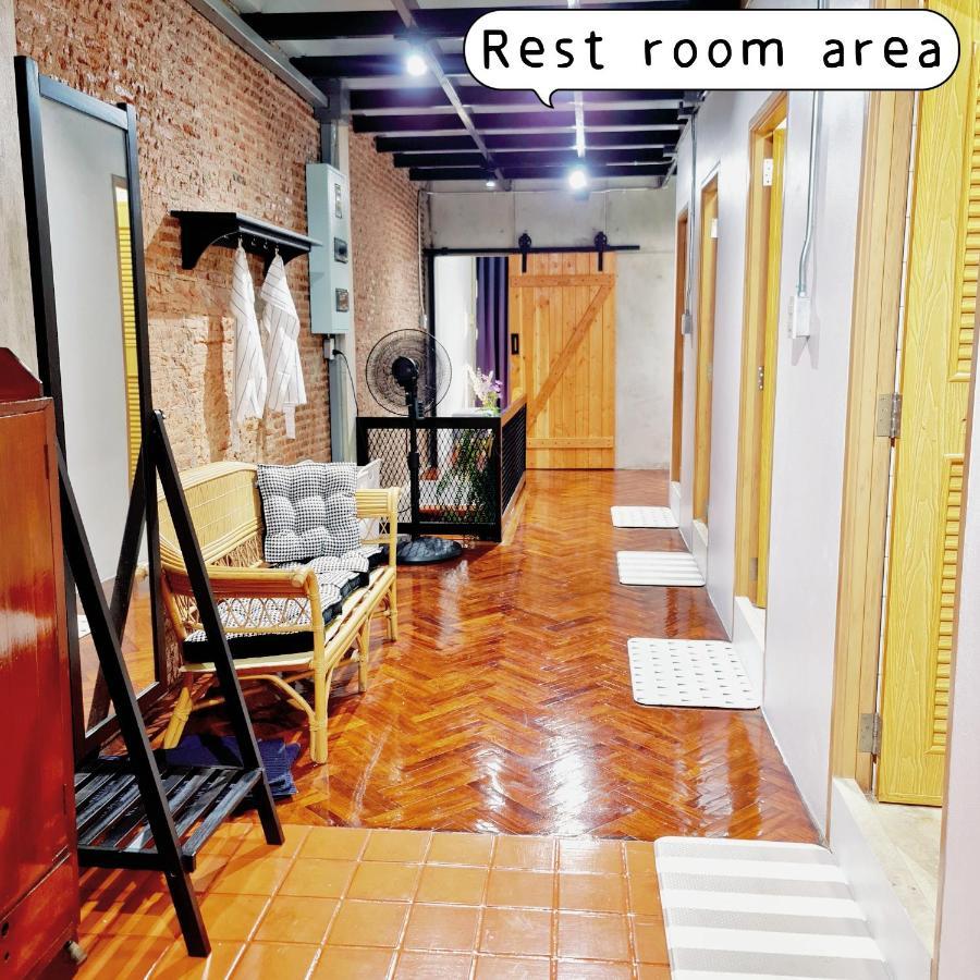 Meemaw'S House Hostel Бангкок Экстерьер фото